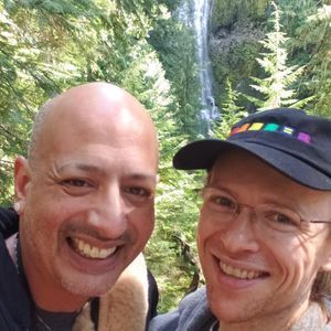 Meet your Posher, Angelo